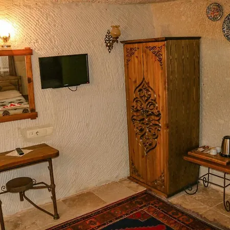 Melek Cave Inn