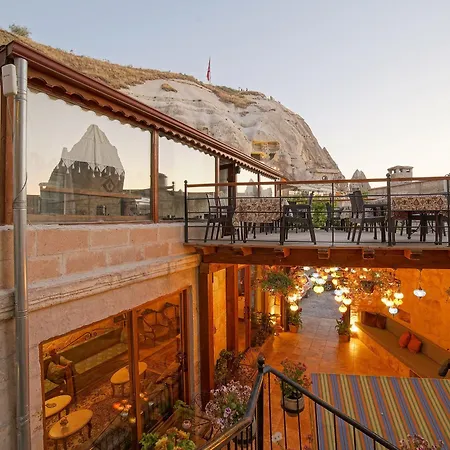 Melek Cave ギョレメ