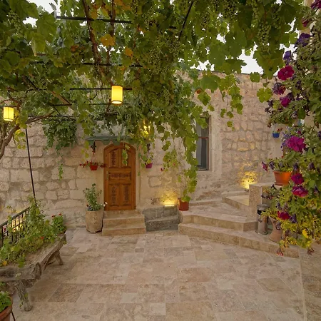 Melek Cave イン ギョレメ