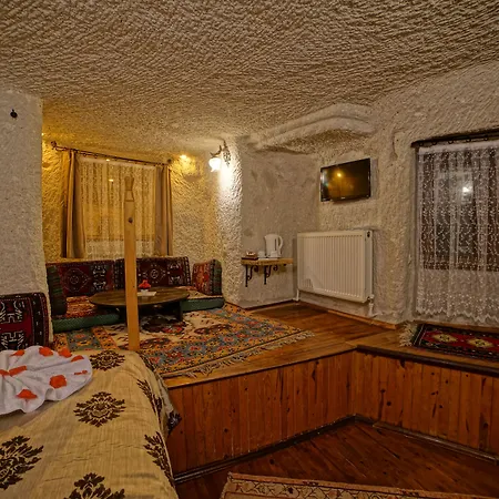 Melek Cave ギョレメ