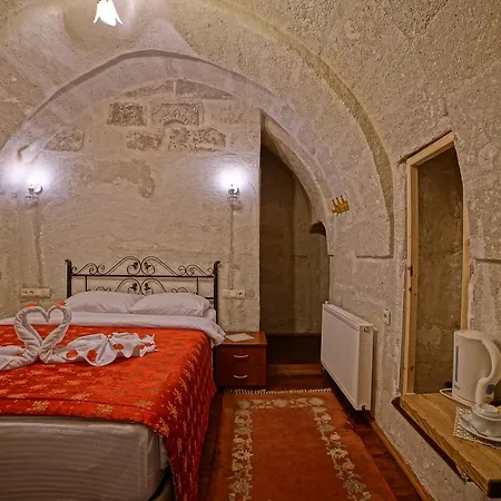 Melek Cave 2*