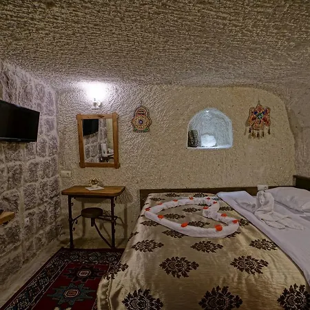 Melek Cave Inn