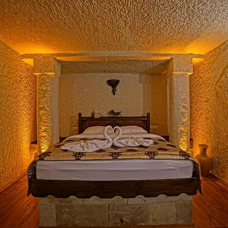 Melek Cave Inn