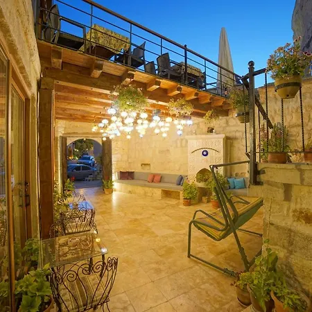 Melek Cave Гореме