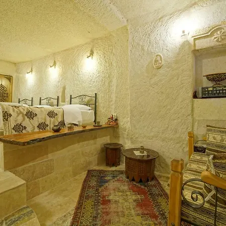 Melek Cave Inn
