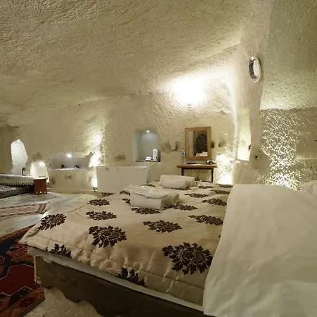 Melek Cave Inn